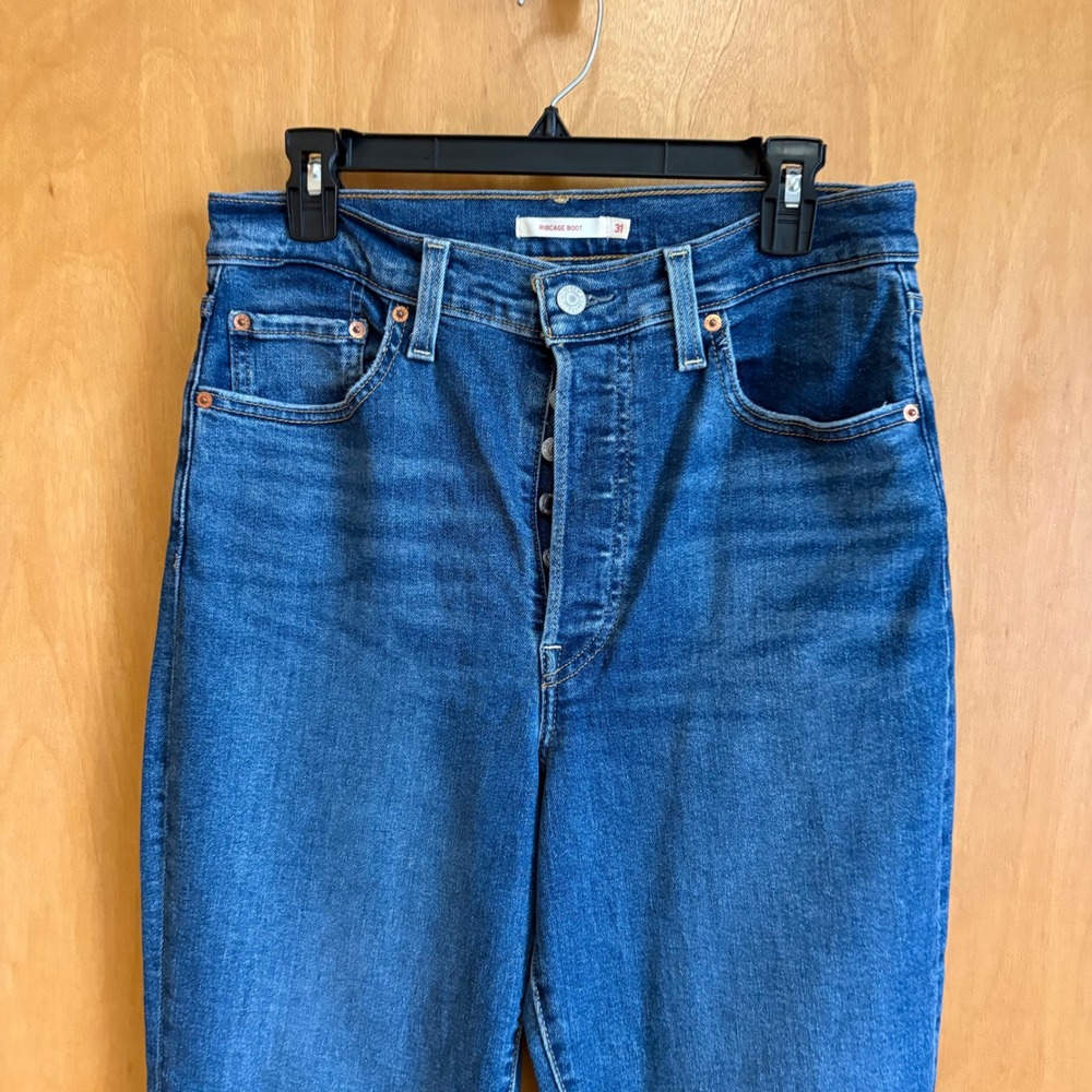 Levis Ribcage Bootcut Jeans Womens 31 Blue High Rise Button Fly 36934-0012 - Picture 3 of 9